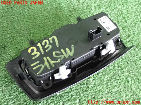 2UPJ-9231376285]BMW 218d アクティブツアラー(2C20)ライトスイッチ 中古 F45_2