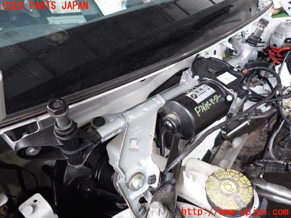 2UPJ-9231376770]BMW 218d アクティブツアラー(2C20)フロントワイパーモーター 中古 F45_2