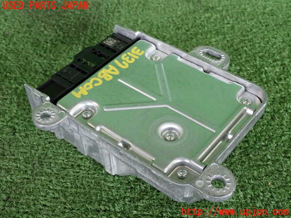2UPJ-9231376145]BMW 218d アクティブツアラー(2C20)エアバッグコンピューター ジャンク 展開済 中古 F45_2