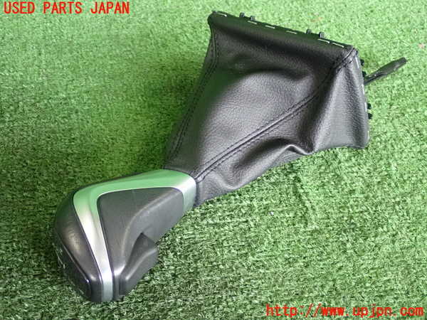 2UPJ-9231377570]BMW 218d アクティブツアラー(2C20)シフトノブ 中古 F45_2