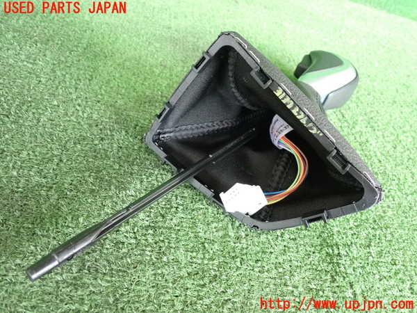 2UPJ-9231377570]BMW 218d アクティブツアラー(2C20)シフトノブ 中古 F45_4
