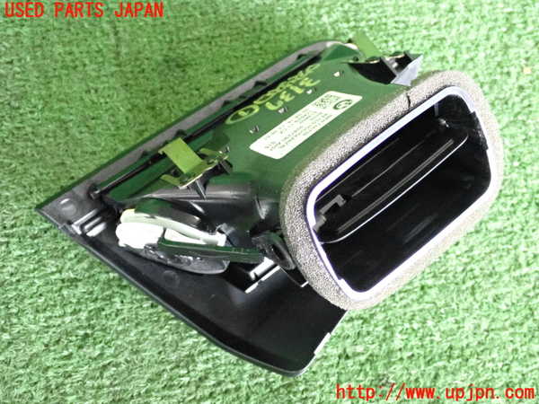2UPJ-9231377526]BMW 218d アクティブツアラー(2C20)エアコン吹き出し口1 (右) 中古 F45_3