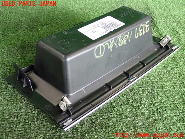 2UPJ-9231377841]BMW 218d アクティブツアラー(2C20)小物入れ1 中古 F45_3