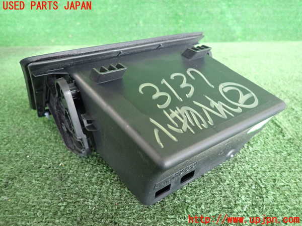 2UPJ-9231377842]BMW 218d アクティブツアラー(2C20)小物入れ2 中古 F45_3