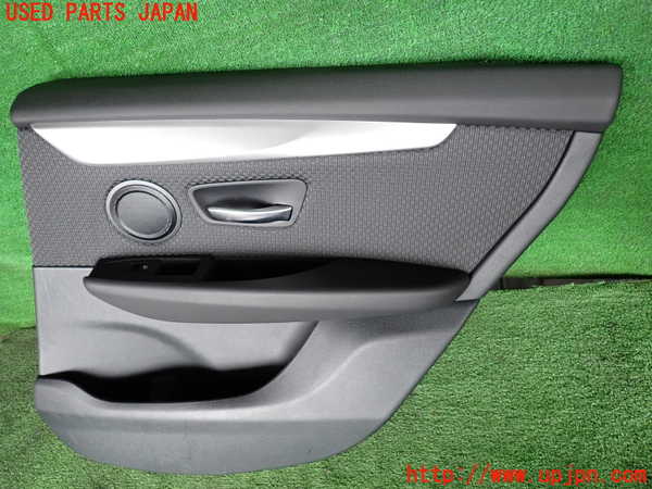 2UPJ-9231371294]BMW 218d アクティブツアラー(2C20)右後ドア内張り 中古 F45_2