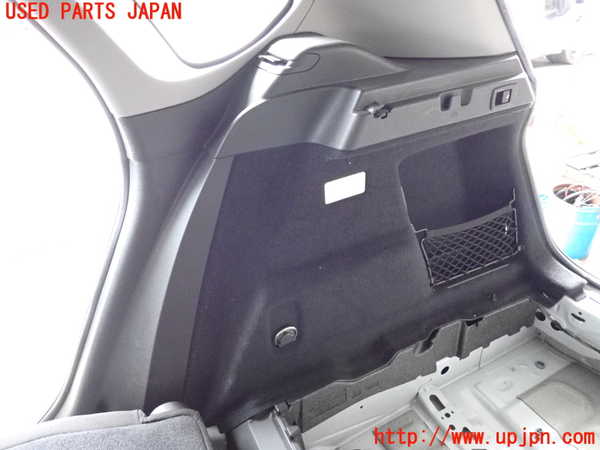 2UPJ-9231377675]BMW 218d アクティブツアラー(2C20)右リアピラートリム 中古 F45_3