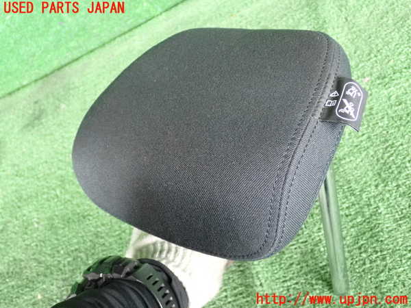 2UPJ-9231377130]BMW 218d アクティブツアラー(2C20)真中2列目ヘッドレスト 中古 F45_2