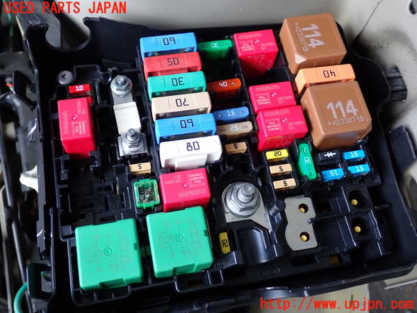 2UPJ-9231386742]シトロエン・C3(B6HN05)ヒューズボックス2 中古_3