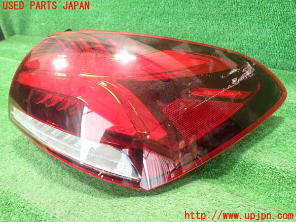 1UPJ-9231391530]ベンツ A250 4MATIC セダン(177147M V177)右テールランプ 中古_2