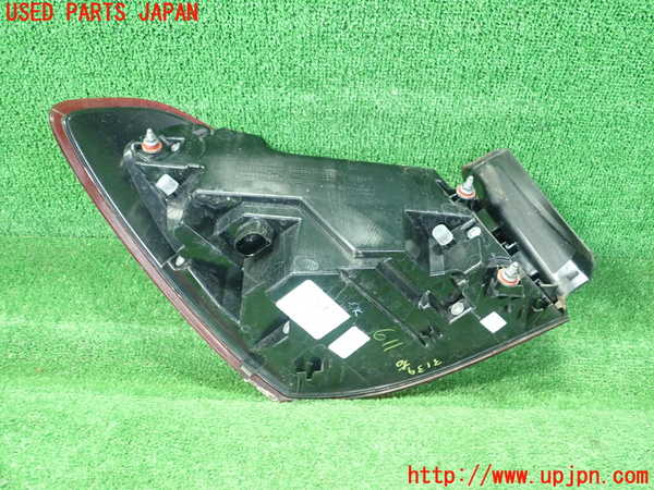 1UPJ-9231391530]ベンツ A250 4MATIC セダン(177147M V177)右テールランプ 中古_3