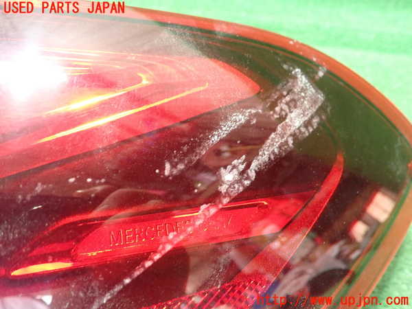 1UPJ-9231391530]ベンツ A250 4MATIC セダン(177147M V177)右テールランプ 中古_4
