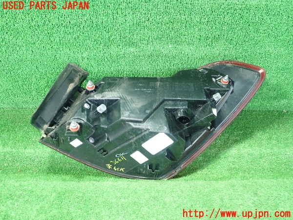 1UPJ-9231391536]ベンツ A250 4MATIC セダン(177147M V177)左テールランプ 中古_4