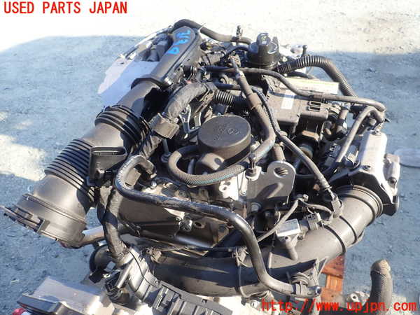 1UPJ-9231392010]ベンツ A250 4MATIC セダン(177147M V177)エンジン M260 4WD 中古_3
