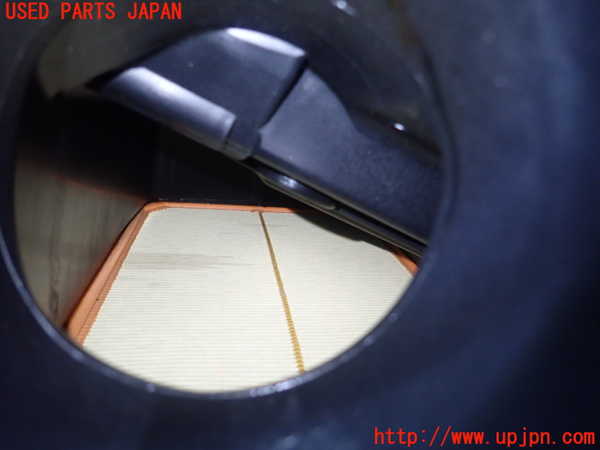 1UPJ-9231392560]ベンツ A250 4MATIC セダン(177147M V177)エアクリーナーボックス 中古_3