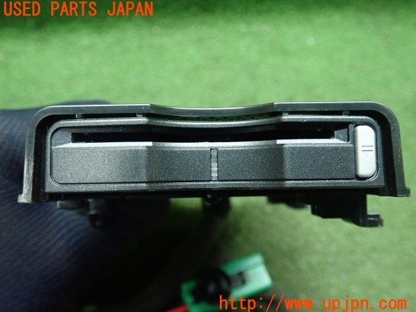 3UPJ=9231410503]ボルボ V40 T3 インスクリプション(MB4154T)純正ビルトイン 三菱電機 ミツビシ EP-9UD11S ETC車載器 中古_3