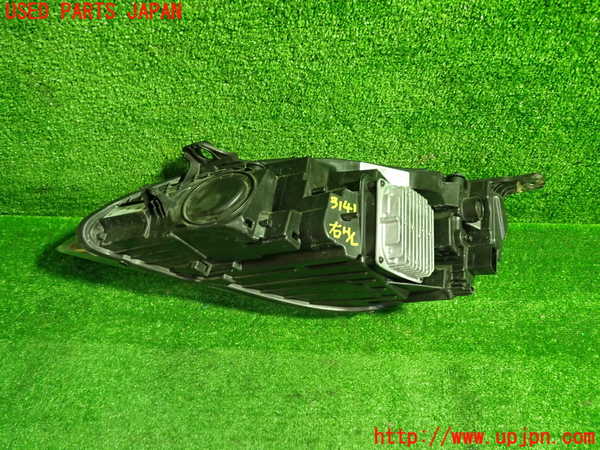 1UPJ-9231411130]ボルボ・V40(MB4154T)右ヘッドライト LED 中古_4