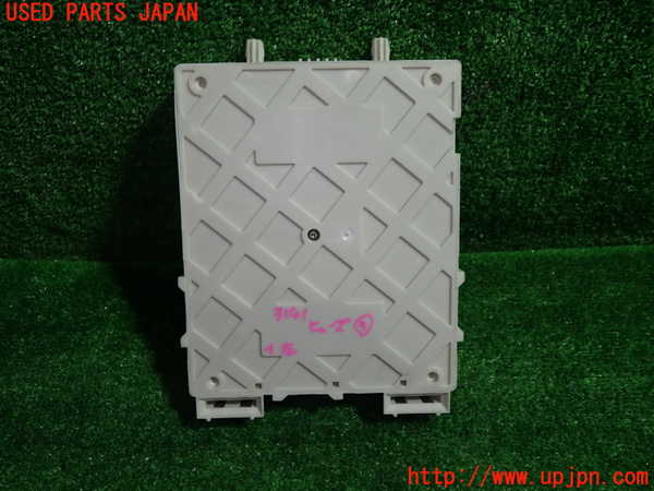 1UPJ-9231416743]ボルボ・V40(MB4154T)ヒューズボックス3 中古_3
