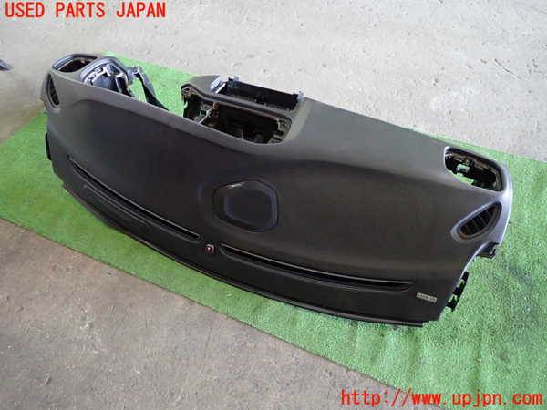 1UPJ-9231417505]ボルボ・V40(MB4154T)ダッシュボード 中古_2