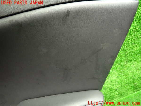 1UPJ-9231411294]ボルボ・V40(MB4154T)右後ドア内張り 中古_3