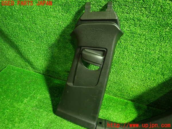 1UPJ-9231417665]ボルボ・V40(MB4154T)右センターピラートリム 中古_2