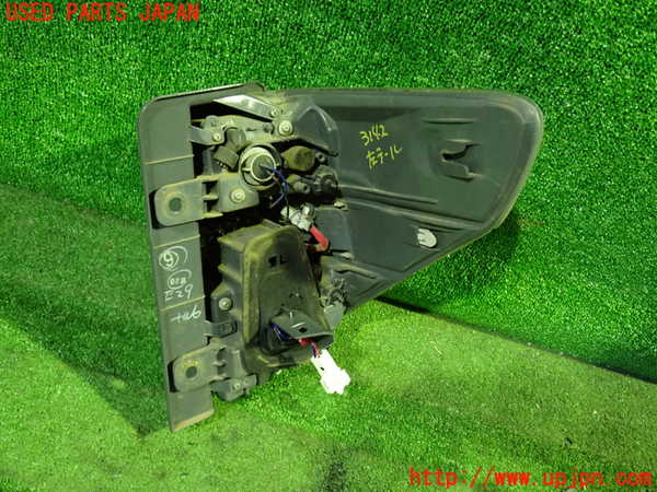1UPJ-9231421536]ヴェルファイア(ANH20W)左テールランプ 中古_3