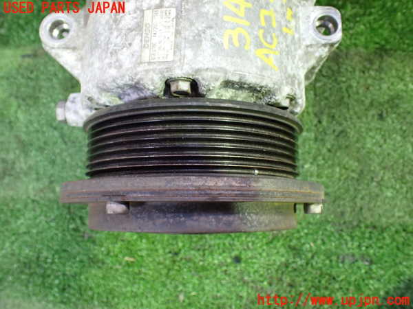 1UPJ-9231426025]ヴェルファイア(ANH20W)エアコンコンプレッサー 中古_2
