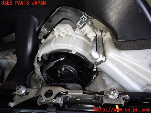 1UPJ-9231426082]ヴェルファイア(ANH20W)エバポレーター2 (リヤ) 中古_2
