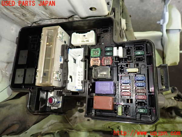 1UPJ-9231426743]ヴェルファイア(ANH20W)ヒューズボックス3 中古_2