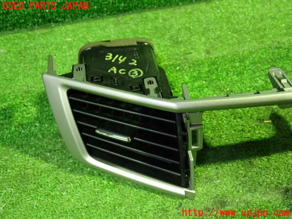 1UPJ-9231427528]ヴェルファイア(ANH20W)エアコン吹き出し口3 (真中) 中古_3