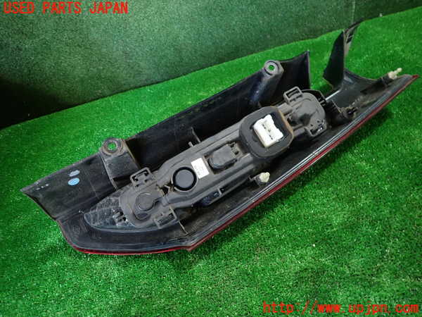 1UPJ-9231431536]ルノー・カングー(KWK4M)左テールランプ 中古_3