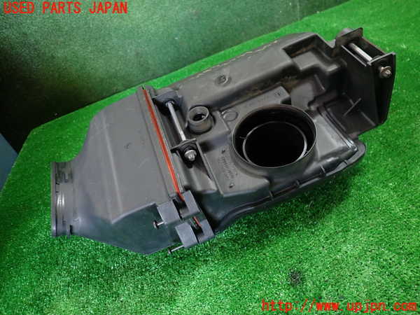 1UPJ-9231432560]ルノー・カングー(KWK4M)エアクリーナーボックス 中古_3