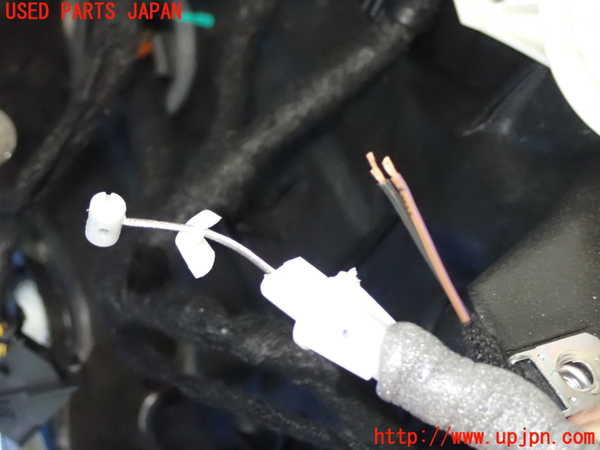 1UPJ-9231441230]フィアット・500X(33414)右前ドア M19 中古_4