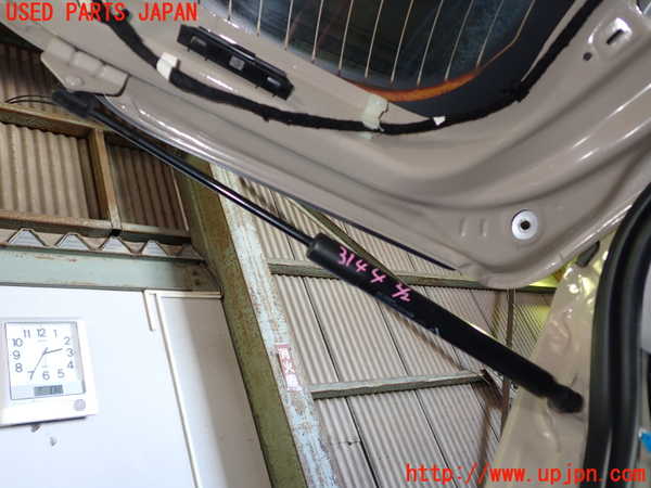 1UPJ-9231441584]フィアット・500X(33414)リアゲートダンパー 中古_2