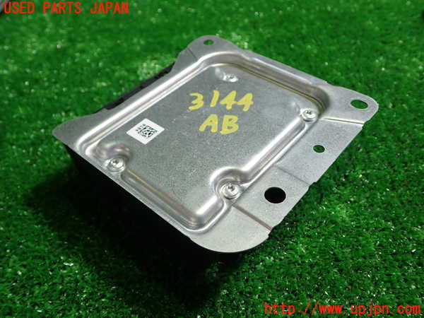 1UPJ-9231446145]フィアット・500X(33414)エアバッグコンピューター 中古_3