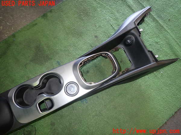 1UPJ-9231447540]フィアット・500X(33414)センターコンソール 中古_3