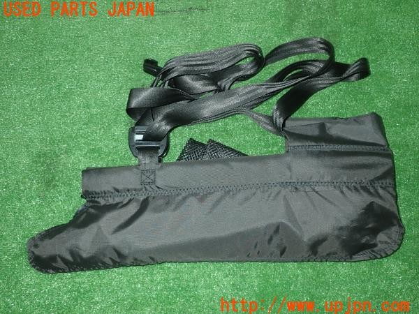 3UPJ=9231450631]ボルボ V60(ZB420)ホ純正 31263598 カーゴネット ラゲッジネット 中古_4