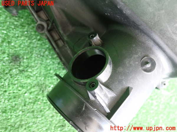 2UPJ-9231452560]ボルボ・V60(ZB420)エアクリーナーボックス 中古_2