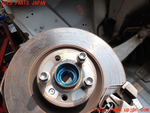 2UPJ-9231454290]ボルボ・V60(ZB420)右フロントナックルハブ 中古_2