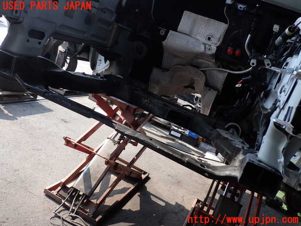 2UPJ-9231455285]ボルボ・V60(ZB420)フロントメンバー 中古_2