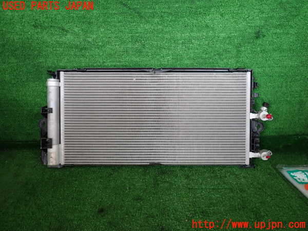 2UPJ-9231456031]ボルボ・V60(ZB420)エアコンコンデンサー1 中古_3