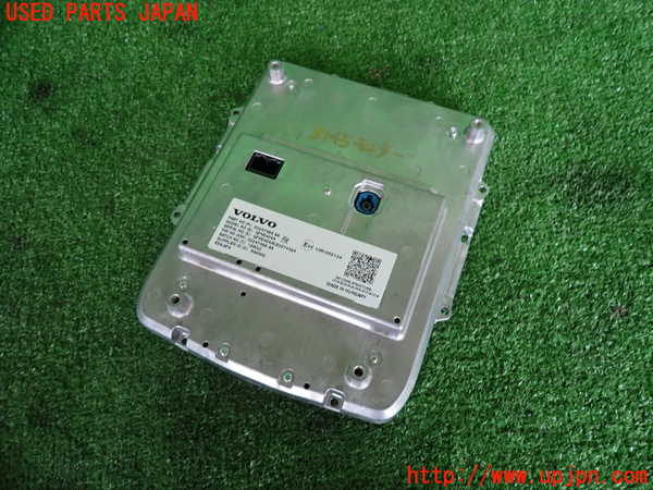 2UPJ-9231456629]ボルボ・V60(ZB420)モニター 中古_2