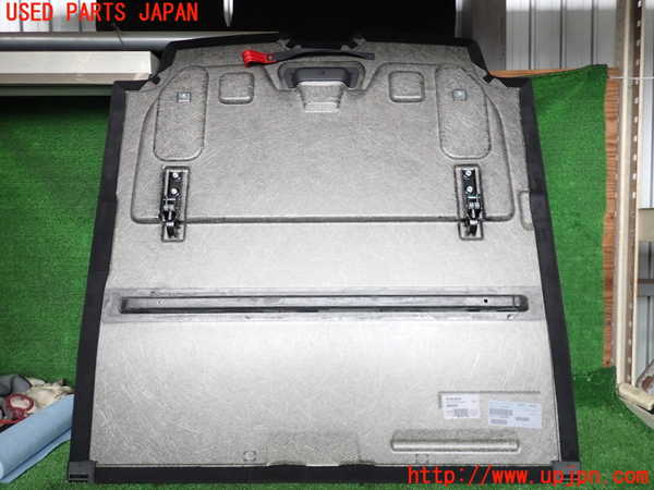 2UPJ-9231457771]ボルボ・V60(ZB420)ラゲッジトレイ1 中古_3