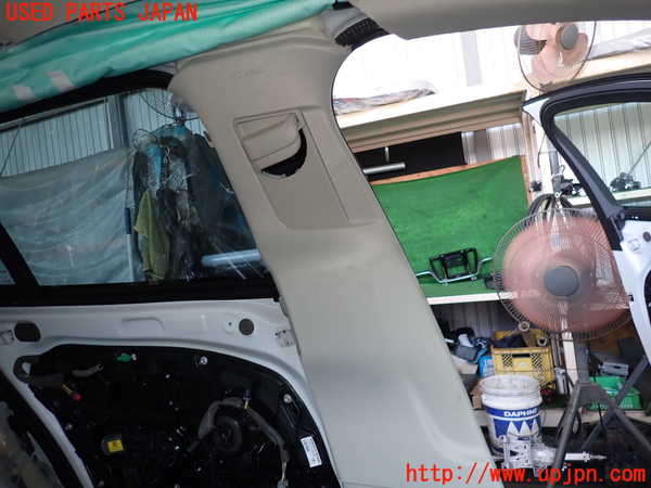2UPJ-9231457670]ボルボ・V60(ZB420)左センターピラートリム 中古_2