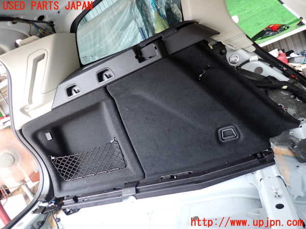 2UPJ-9231457680]ボルボ・V60(ZB420)左リアピラートリム 中古_3