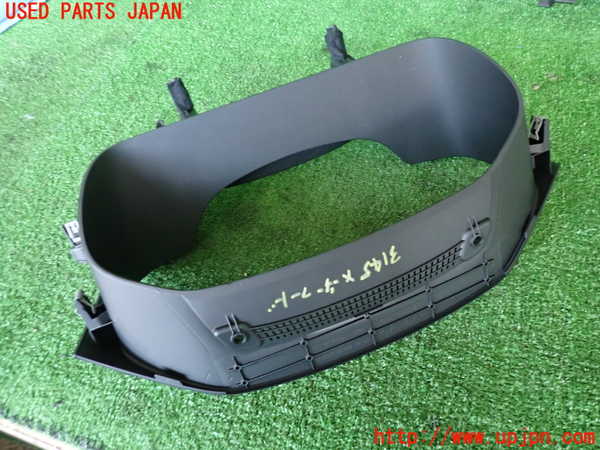 2UPJ-9231457510]ボルボ・V60(ZB420)メーターフード 中古_2