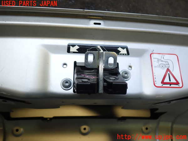 2UPJ-9231471500]ベンツ SLK200 コンプレッサー(171442)トランク 中古_5