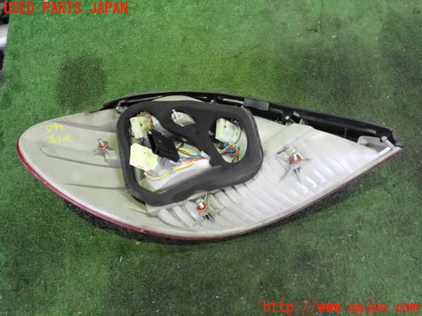 2UPJ-9231471530]ベンツ SLK200 コンプレッサー(171442)右テールランプ 中古_2