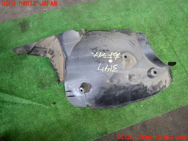 2UPJ-9231471090]ベンツ SLK200 コンプレッサー(171442)右前フェンダーライナー 中古_2