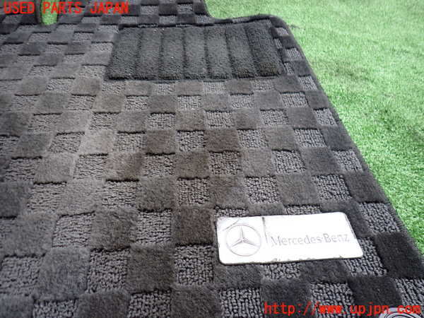 2UPJ-9231477800]ベンツ SLK200 コンプレッサー(171442)フロアマット 中古_2