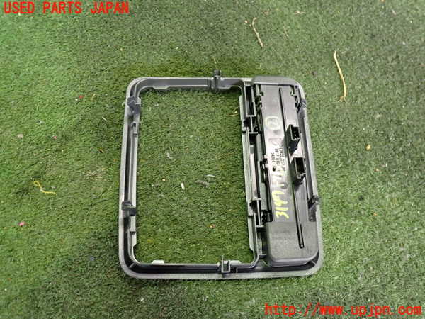 2UPJ-9231477692]ベンツ SLK200 コンプレッサー(171442)内装トリム類2 中古_2